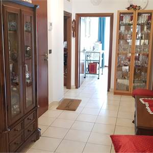 4 o più locali In Vendita a Prato