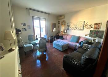 Appartamento 3 vani con terrazza verandata