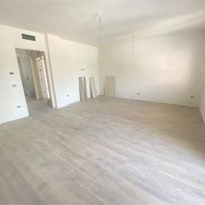 3 locali In Vendita a Prato