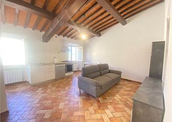Prato Nord - Appartamento 3 vani restaurato