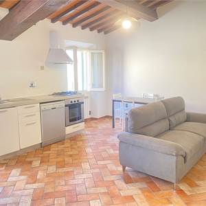 3 locali In Vendita a Prato