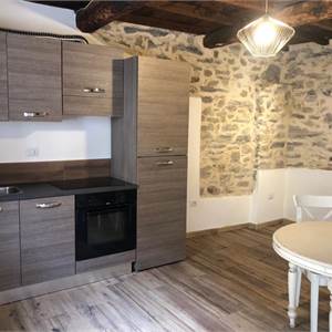Casa singola In Vendita a Prato