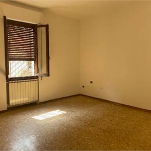4 o più locali In Vendita a Prato