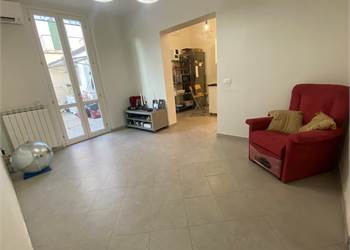 APPARTAMENTO AL PIANO TERRA ZONA VALENTINI